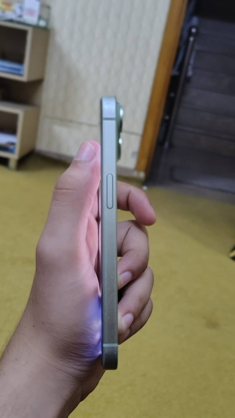 Apple iPhone 15 1