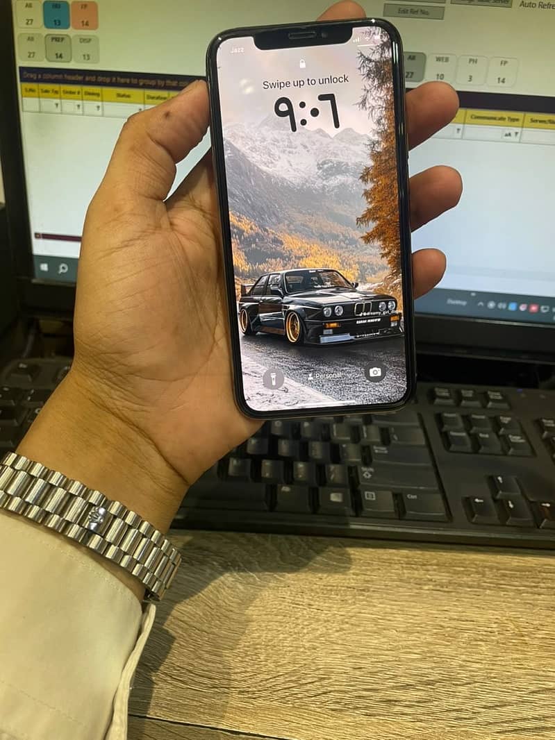 Apple iPhone XS 0