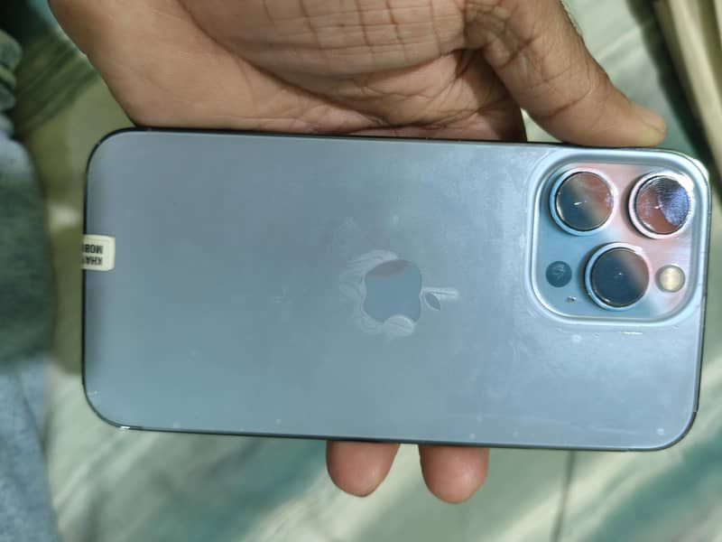 Apple iPhone 13 Pro 9