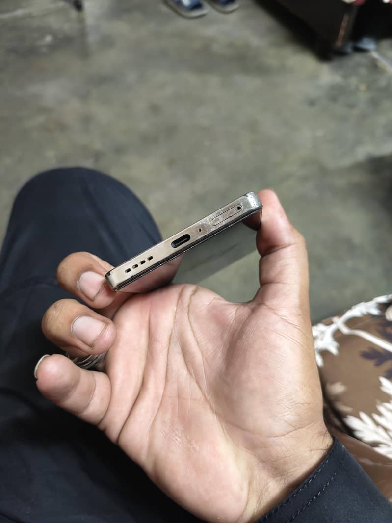Infinix Note 40 4