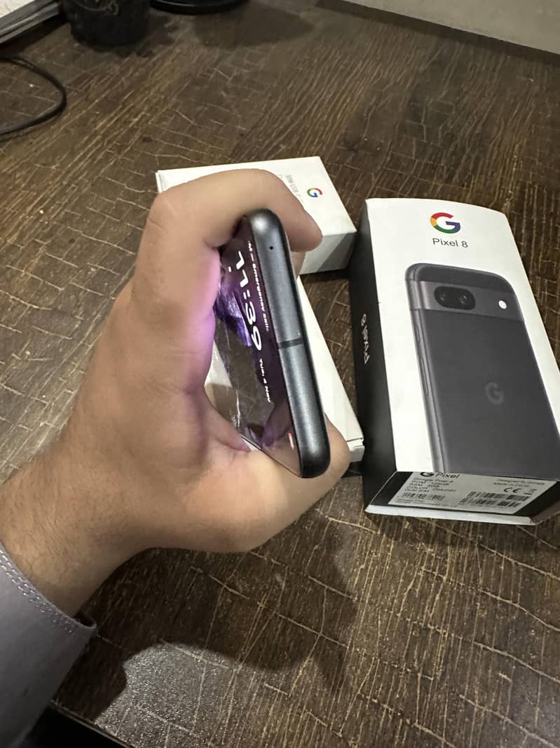 Google Pixel 8 8/128 5