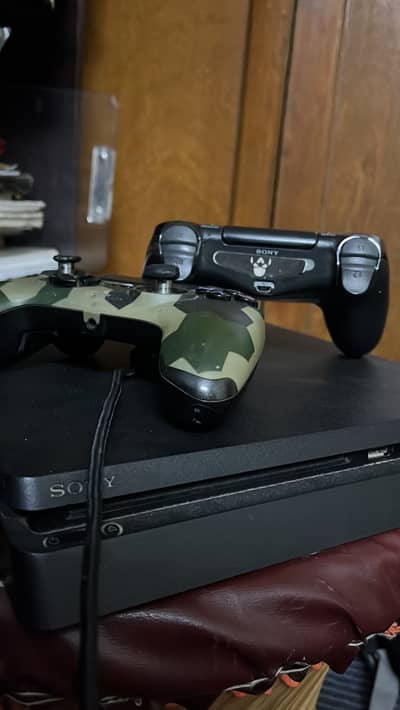 PS4 slim