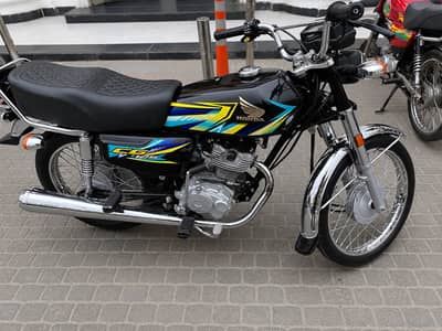 Honda 125 all Oky brand new one hand drive