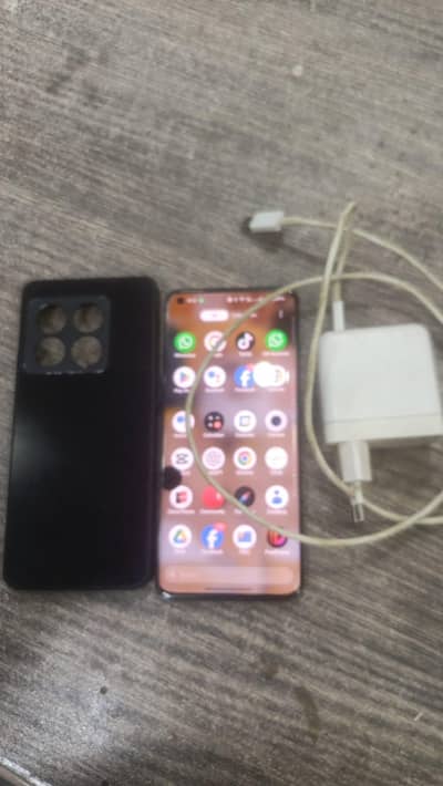 One Plus 10 Pro
