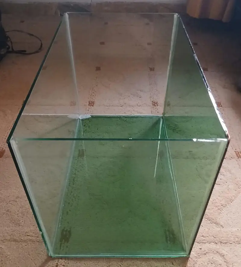 Fish Aquarium Tank with Accessories — photo 3
