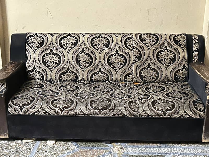 7 Seater Sofa 1