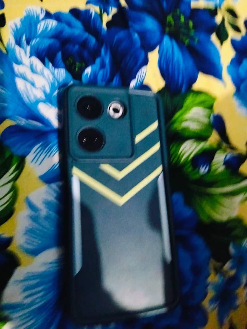 Tecno CAMON 20 Pro 1