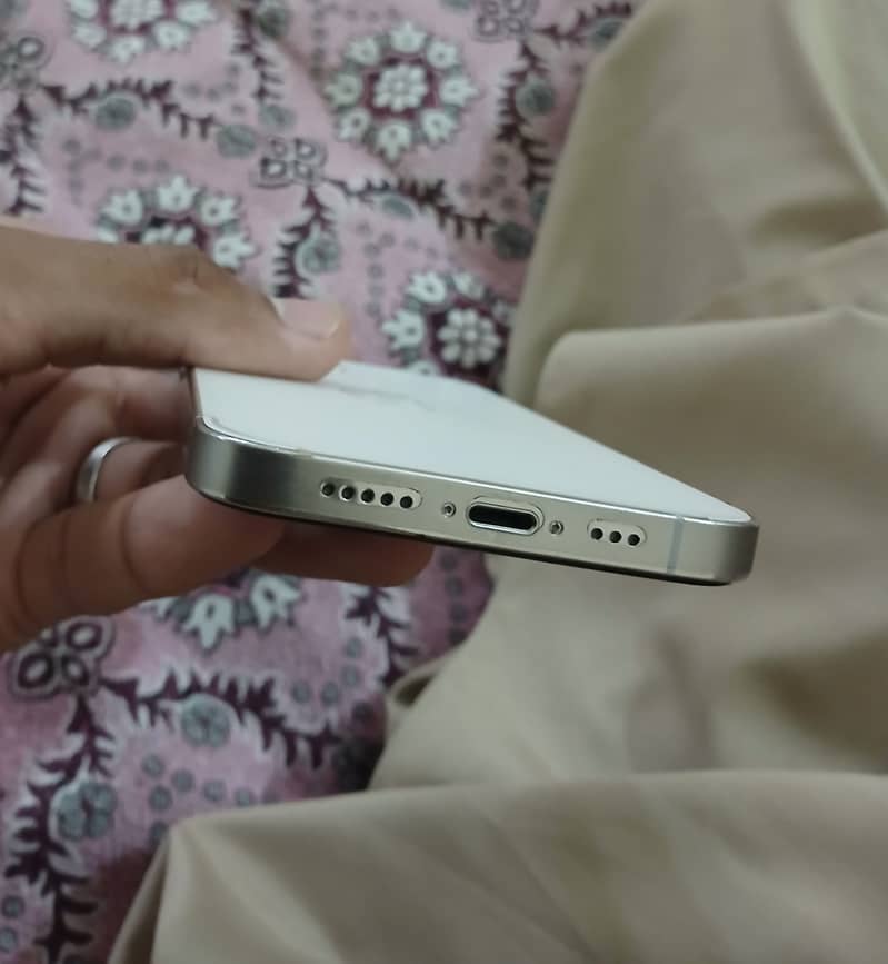 Apple iPhone 12 Pro 3