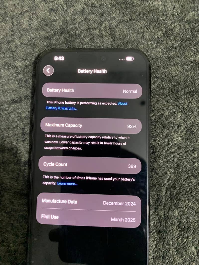 Apple iPhone 16 Pro Max 4