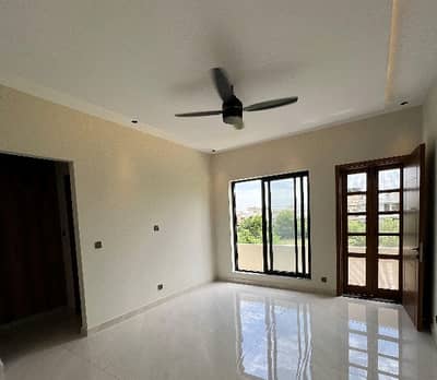 Ready To Buy A House 10 Marla In D-12