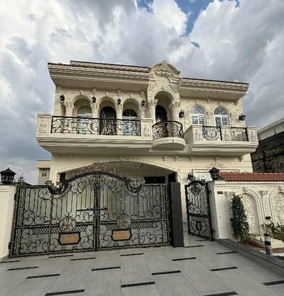 In D-12/3 10 Marla House For Sale