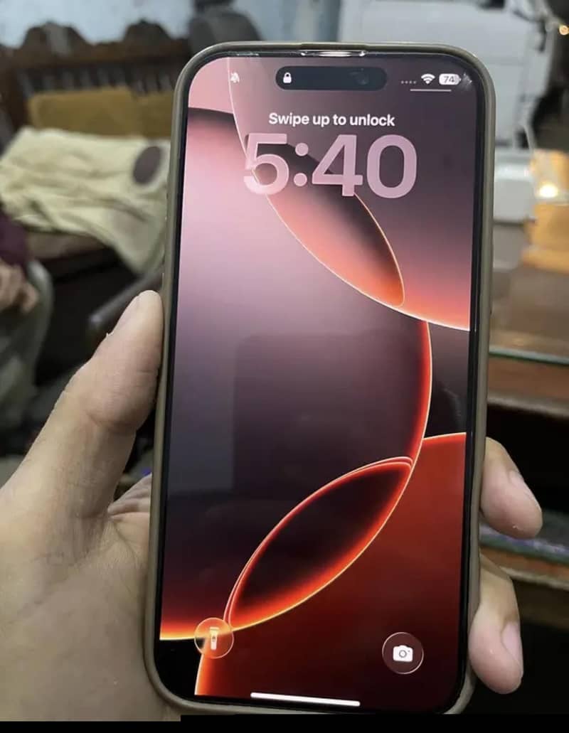 Apple iPhone 16 Pro Max 3