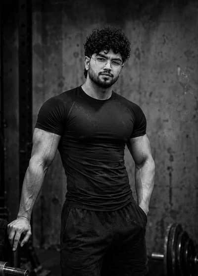 Saqi Khan