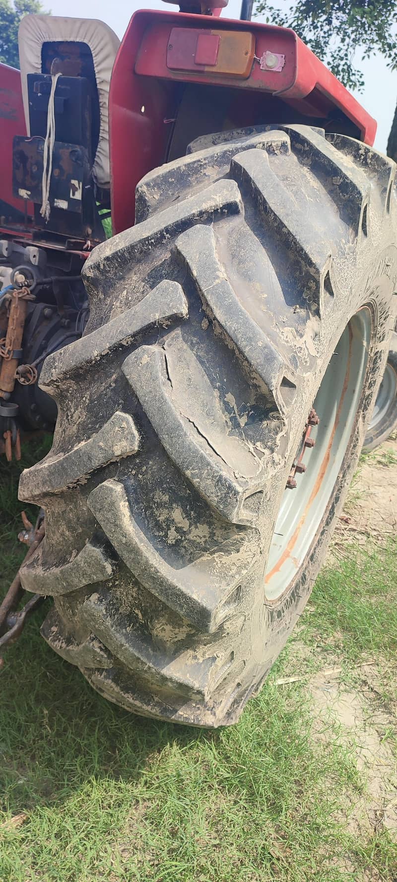 Millat 385 Tractor 1