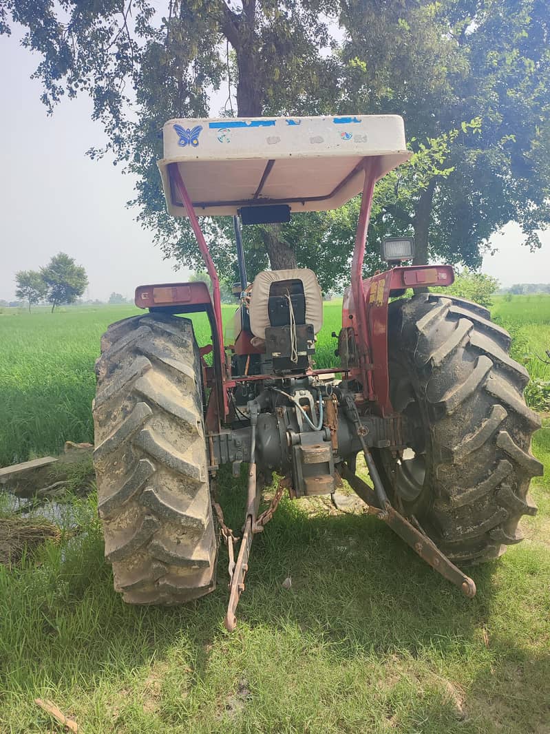 Millat 385 Tractor 4