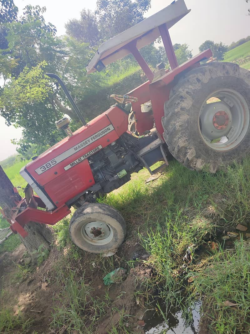 Millat 385 Tractor 6