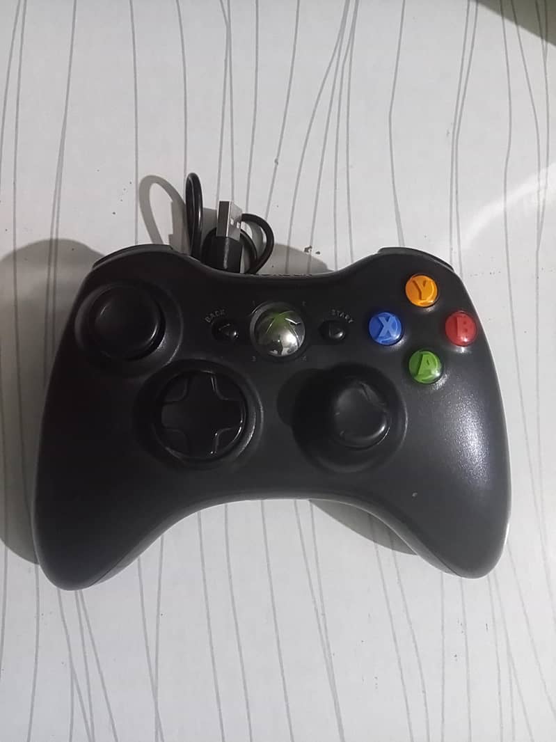 Xbox 360 Wireless Controller With Battery 0