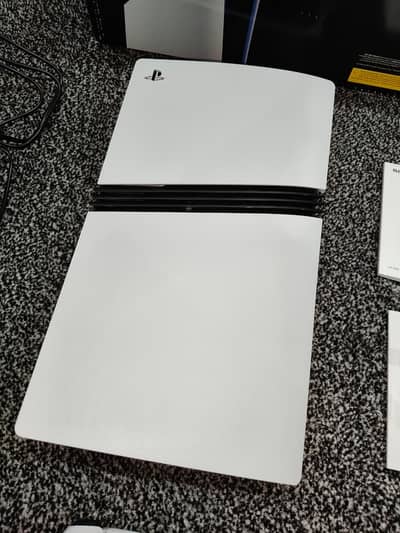 PS 5 PRO 2TB DIGITAL EDITION Brand New