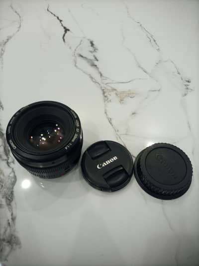 Canon 50mm 1.4 USM