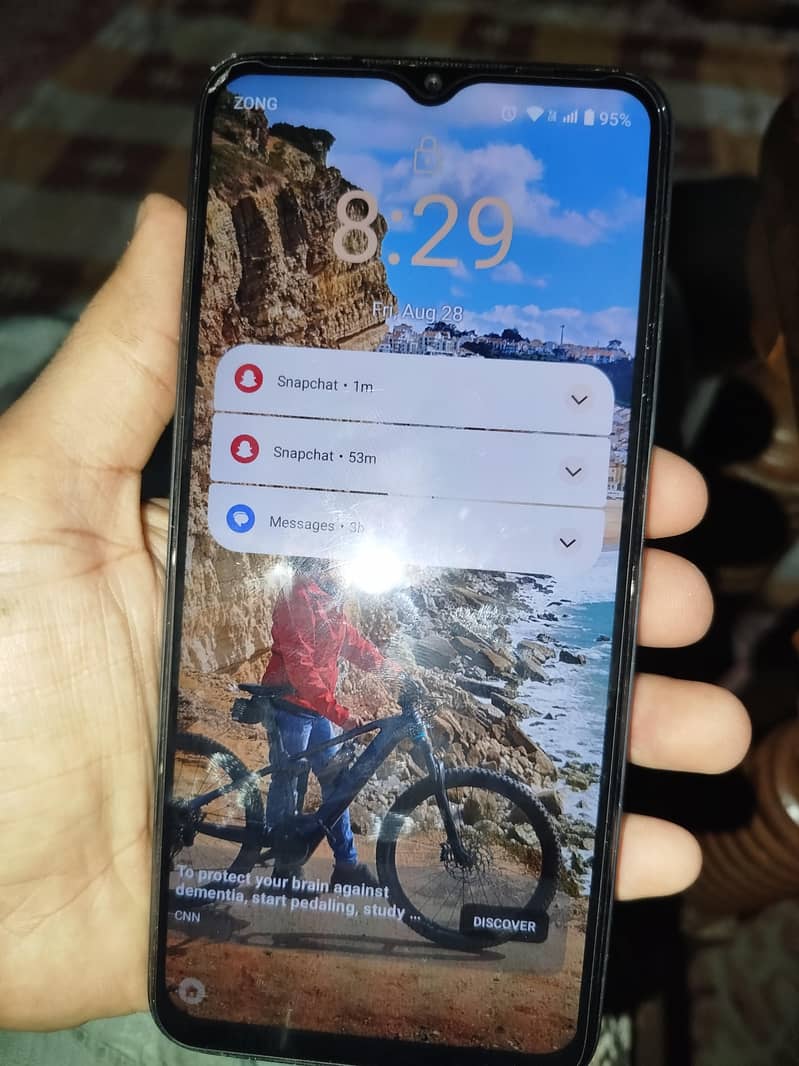 Realme C35 0