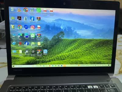 Toshiba Intel Core i5 8gb RAM