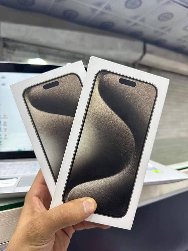iphone Xsmax 11,12,13,14,15,16, 17 Pro Max available on instalment 1
