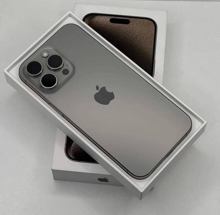 iphone Xsmax 11,12,13,14,15,16, 17 Pro Max available on instalment 9