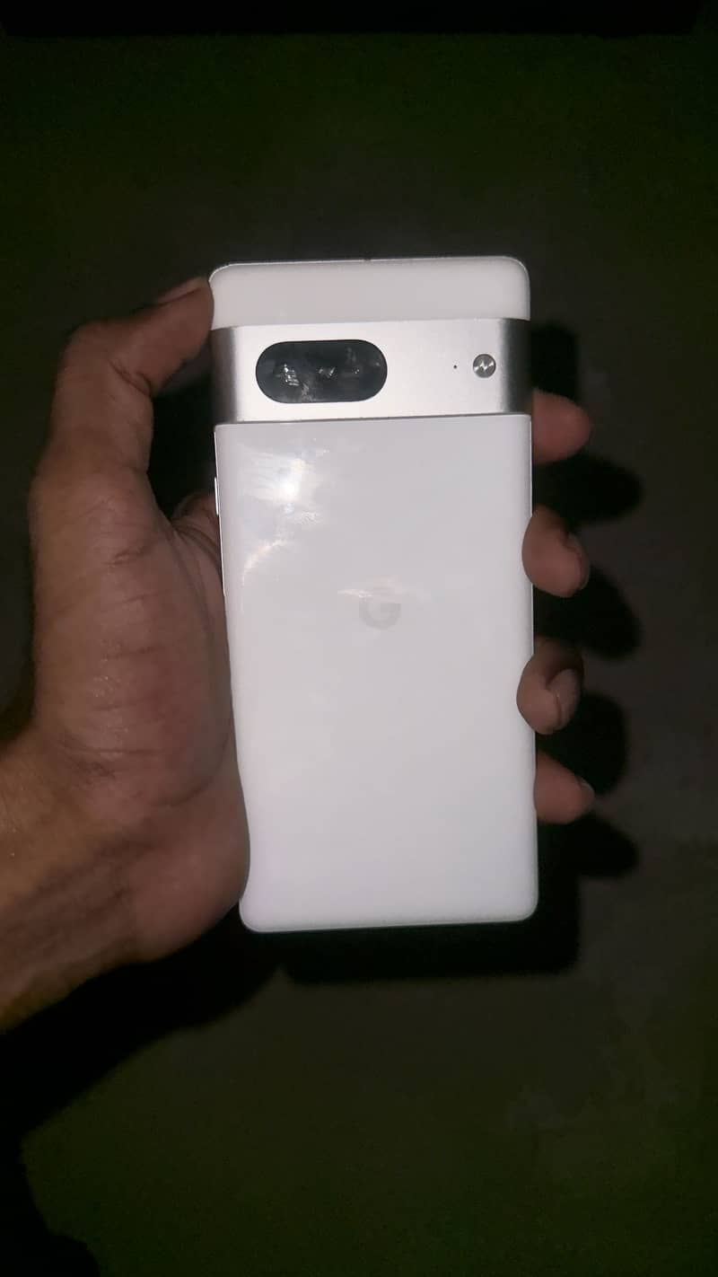 Google Pixel 7 3