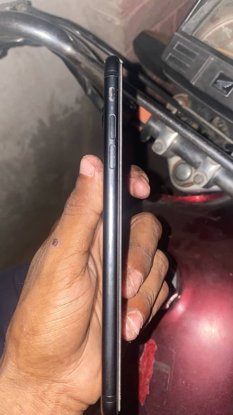 Apple iPhone 7 Plus 2