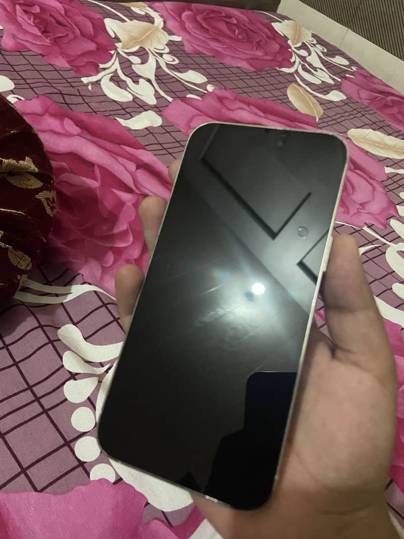 Apple iPhone 14 Pro Max 0