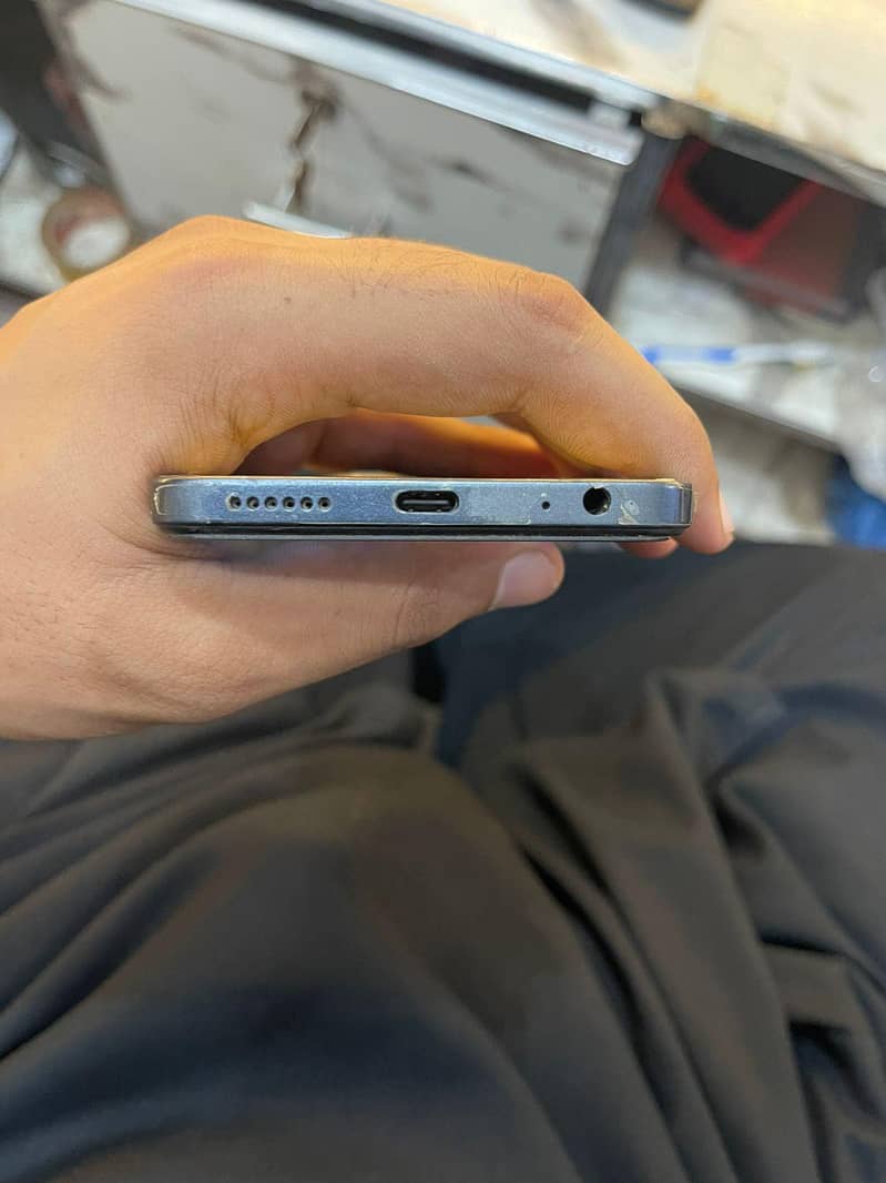 Tecno Spark 30 8GB 128GB 4