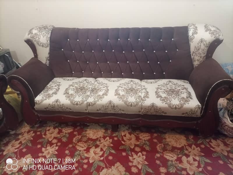 7 Seater Sofa Set. 0