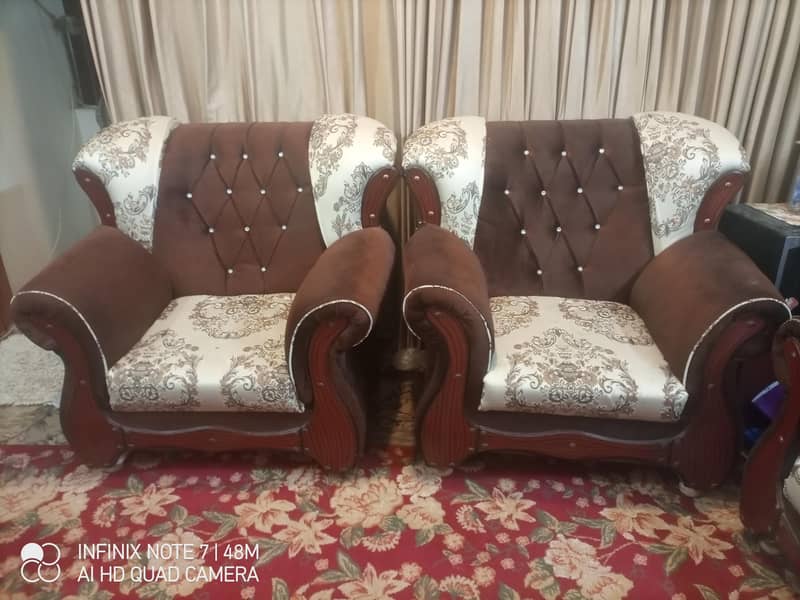 7 Seater Sofa Set. 1