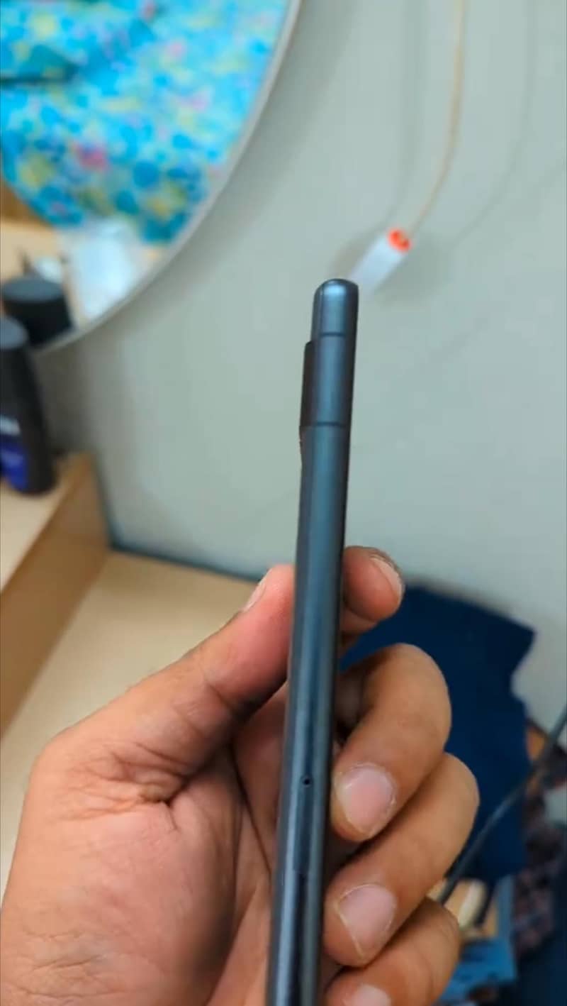 Google Pixel 7a 3