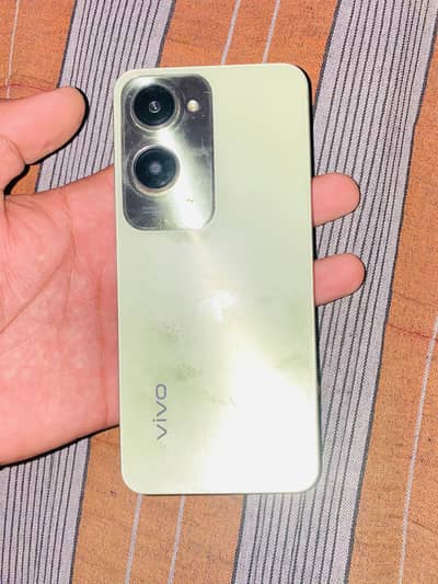 Vivo Y18