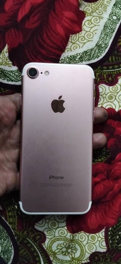 Apple iPhone 7
