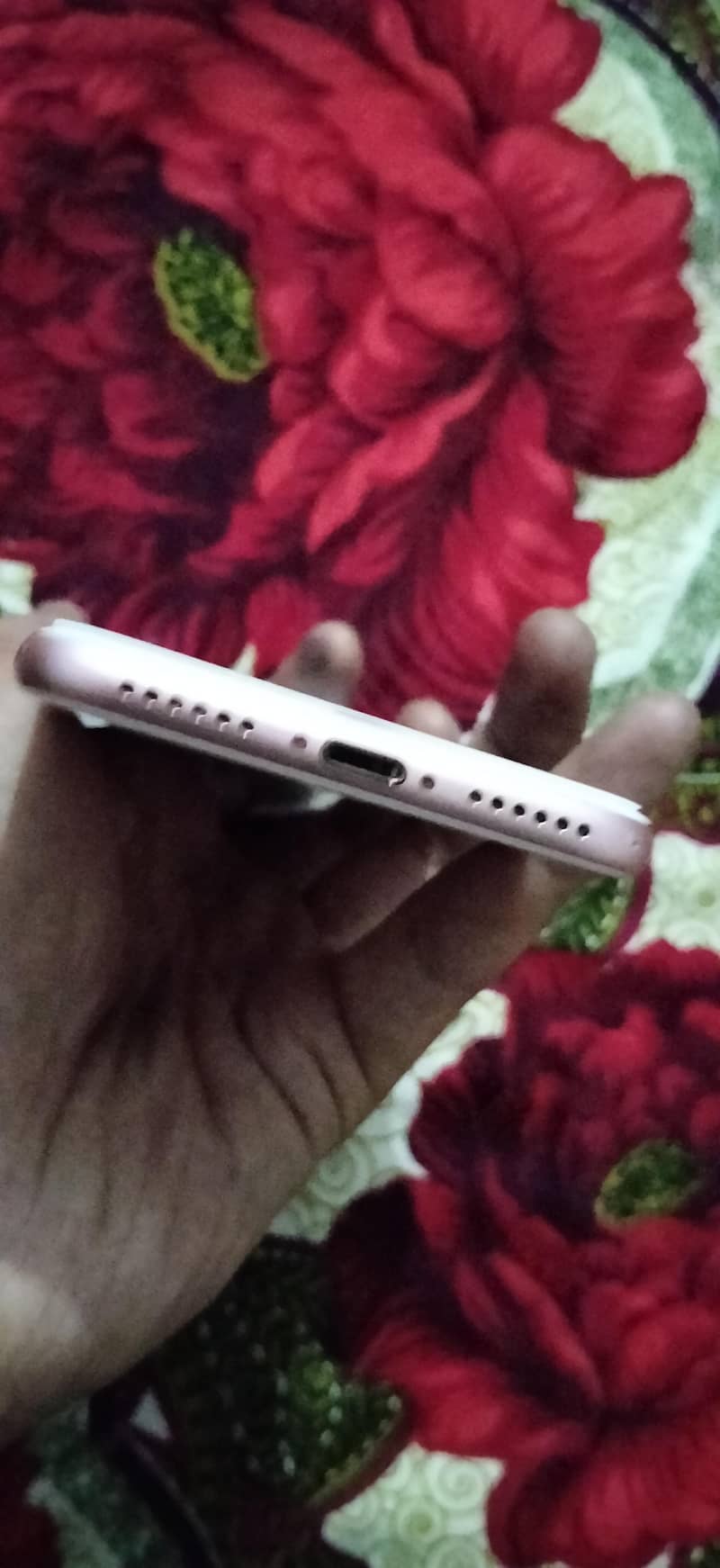 Apple iPhone 7 1