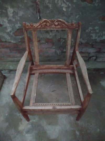 one char pie  frame 5 feer and 2 chairs like sofa