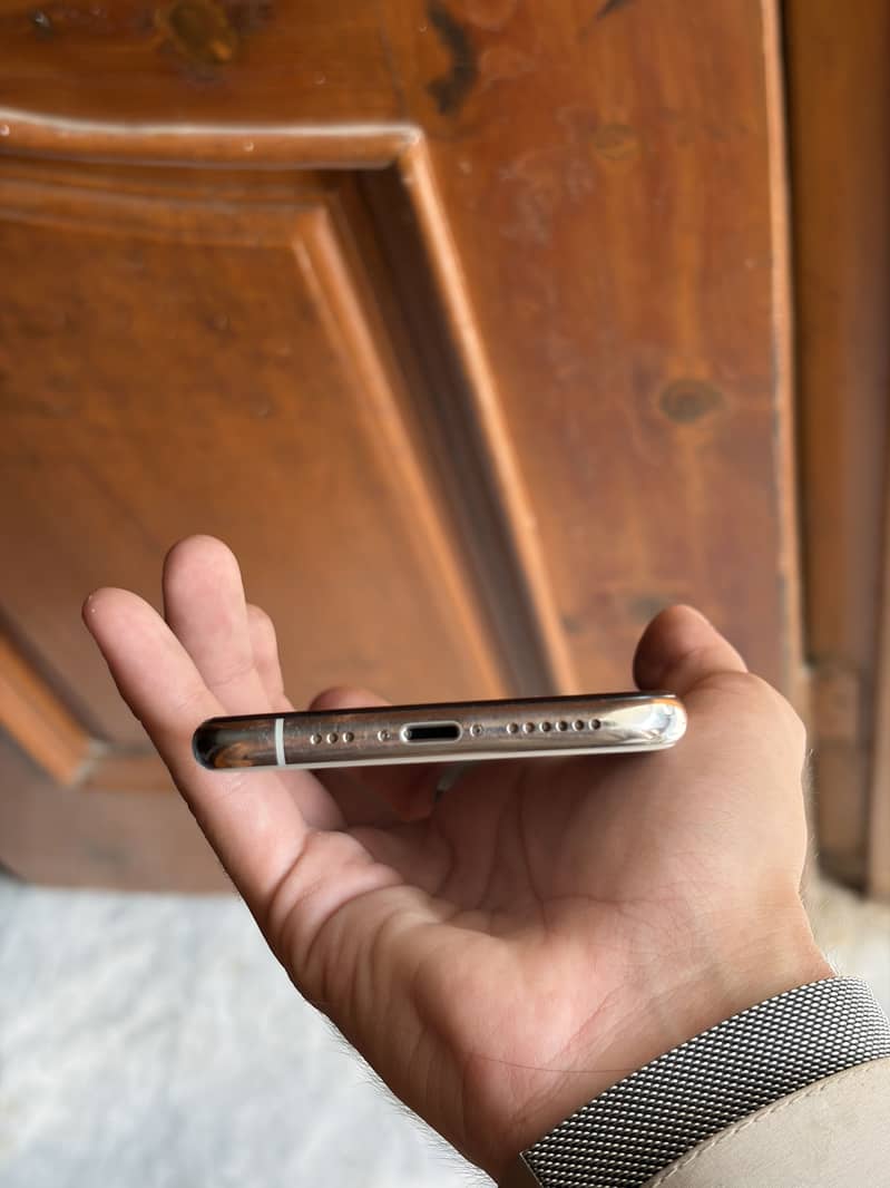 Apple iPhone 11 Pro Dual sim Offical PTA Approved 7