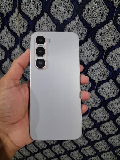 Infinix Hot 60 Pro