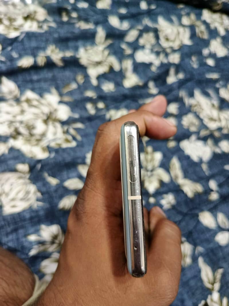 Google Pixel 7 Pro 6