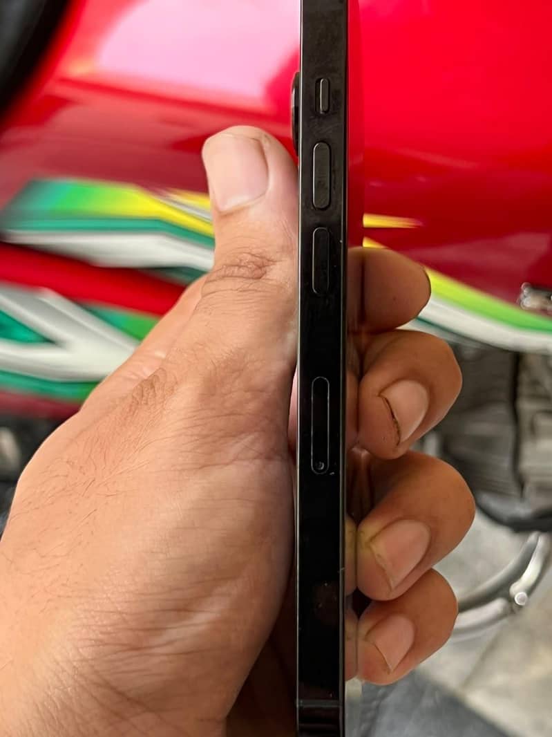 Apple iPhone 14 Pro 1