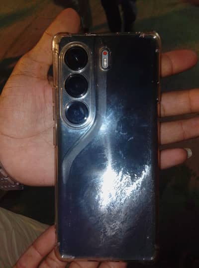 Tecno CAMON 40 Pro