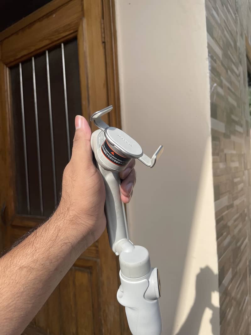 Insta360 flow gimbal 5