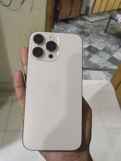 Apple iPhone 16 Pro Max 256gb 10/10 condition with full box