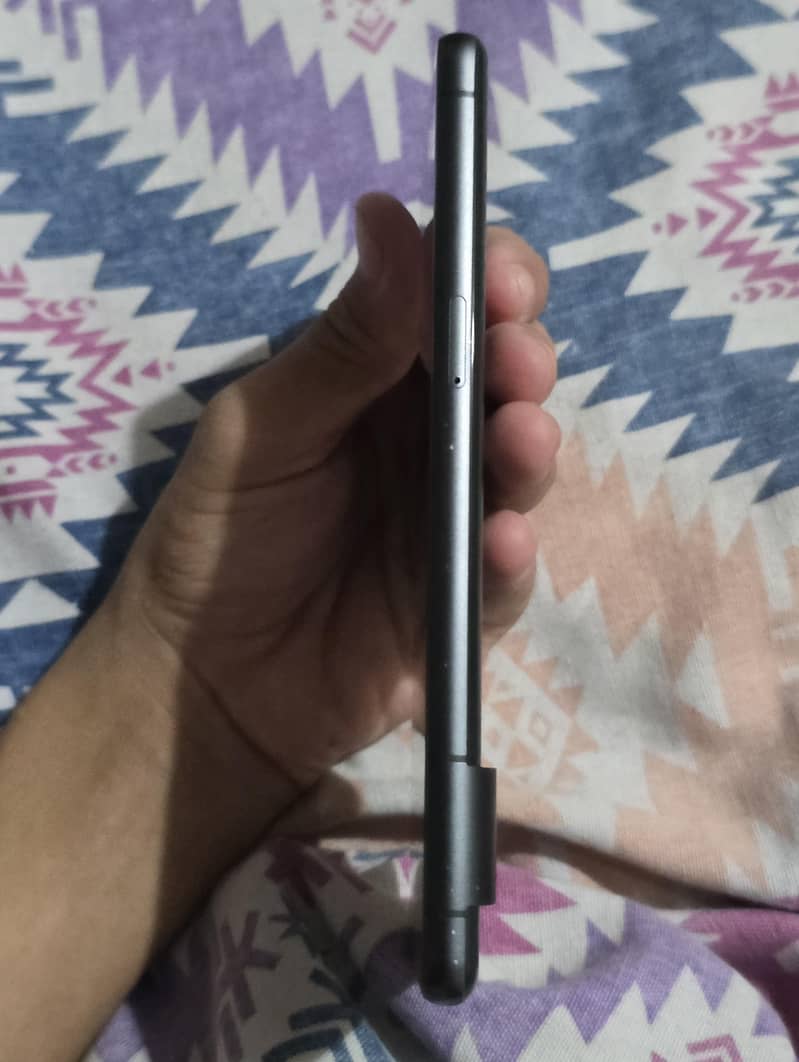 Google Pixel 7 (sell only) 4