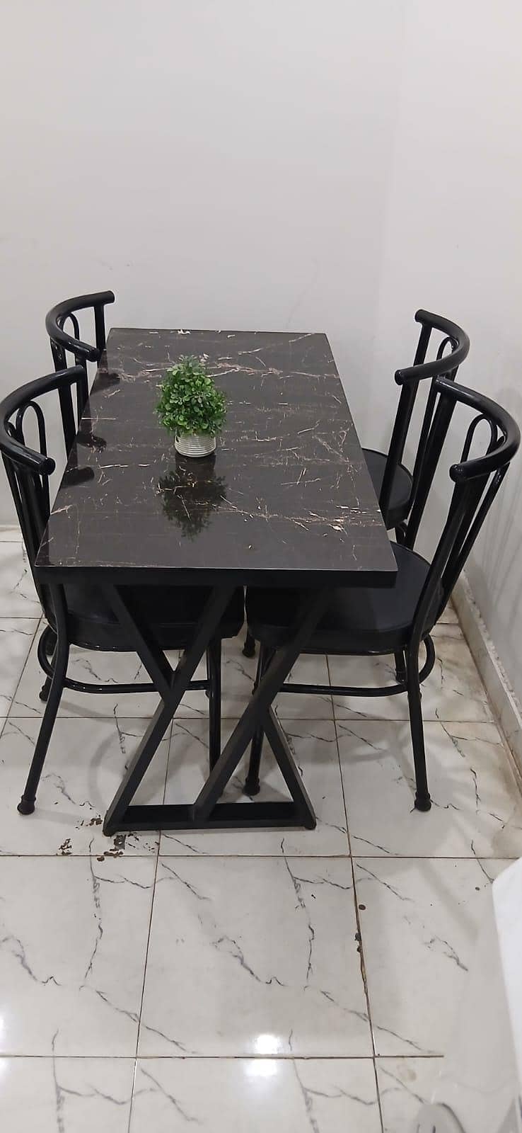 Restaurant Table for 4 1