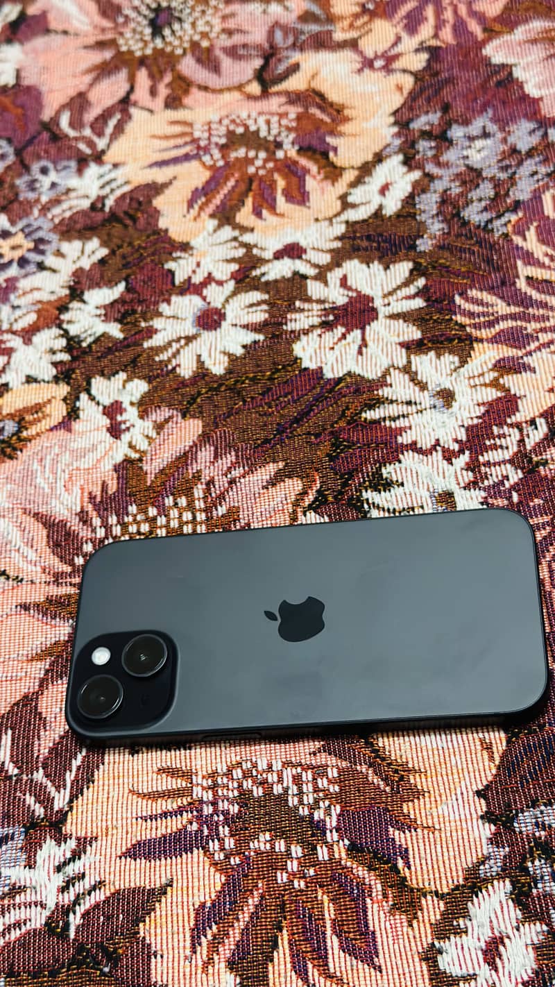 Apple iPhone 15 1