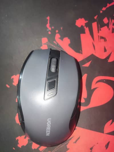 Ugreen Silent Ergonomic Mouse