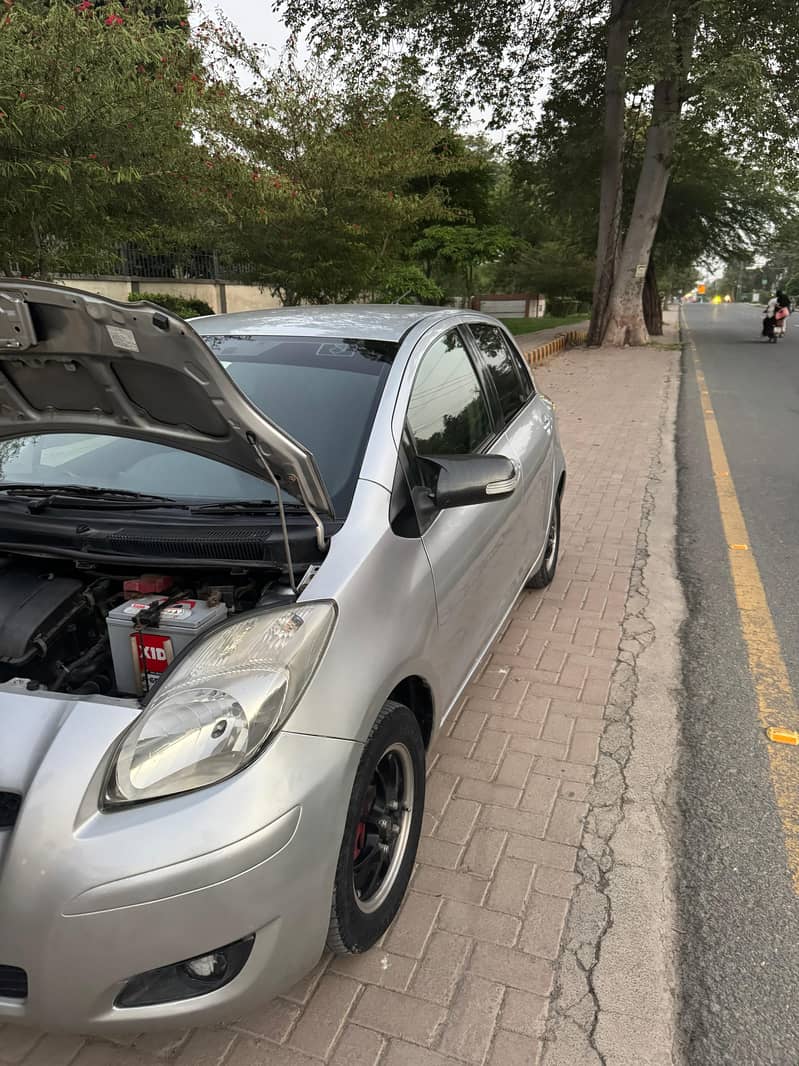 Toyota Vitz 2013 7